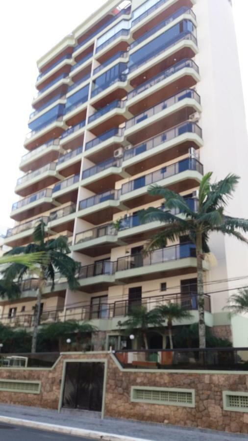 Apartamento Enseada: Beachfront Oasis with 3 Bedrooms and 2 Balconies Guaruja Exterior photo